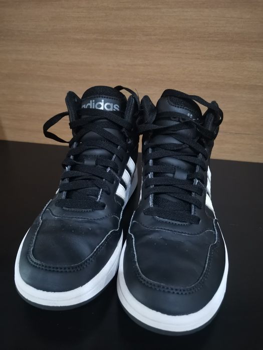 Sapatilhas Adidas 36 Classic Vintage Hoops 3.0
Sapatilhas Classic Vint