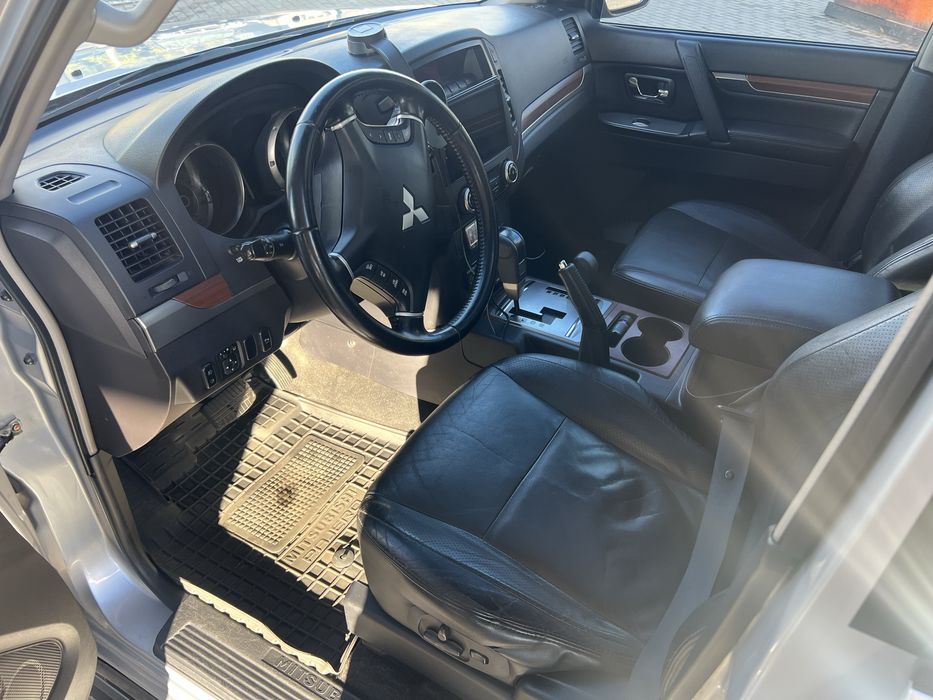 Mitsubishi Pajero Wagon 4 3.0 2008
