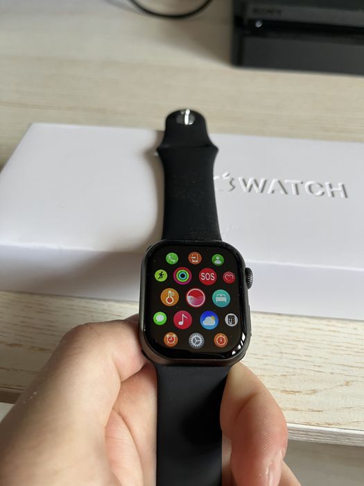 Apple Watch 11 42mm — новое состояние