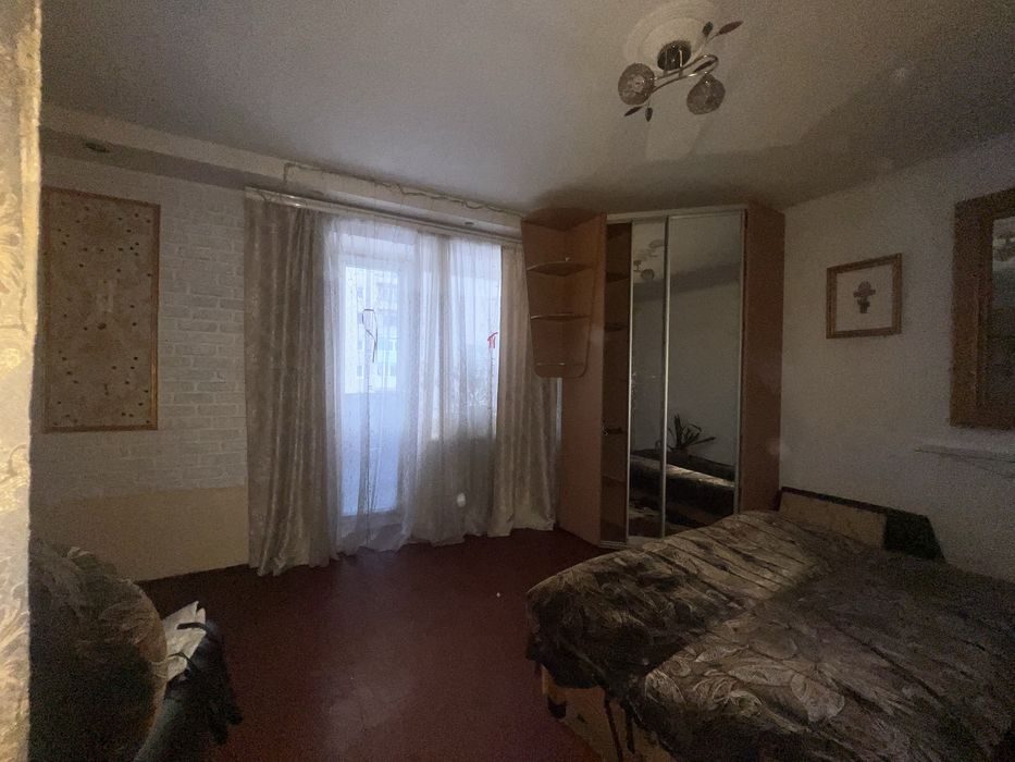 Продам 1 кімн квартиру  (3 поверх)