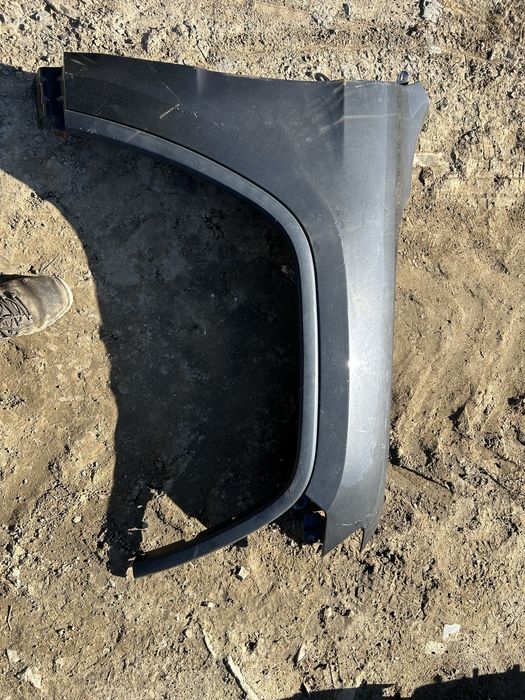 Jeep Grand Cherokee WK 2 blotnik lewy ,prawy cena za sztuke