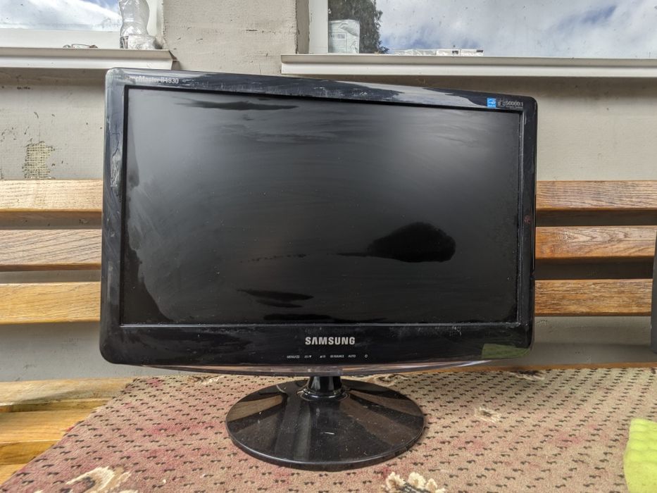 Монітори Samsung ,Asus ,19"