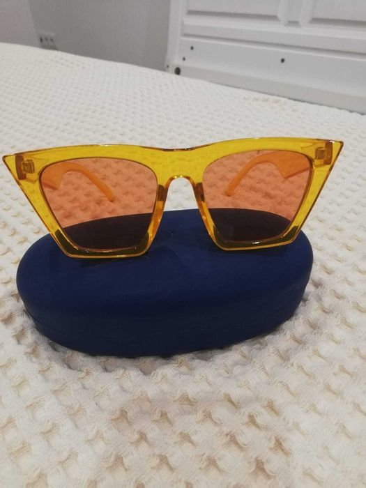 Oculos de sol, amarelo