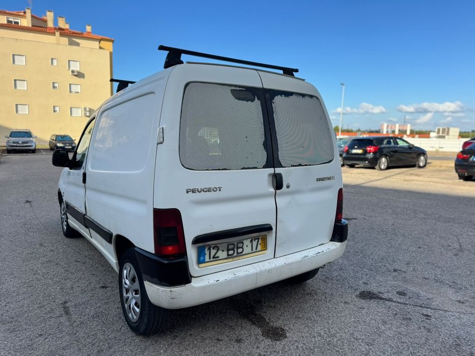 Peugeot partner 2.0 HDI (diesel)ano 2005 em bom estado geral.