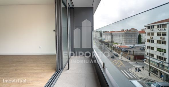 Apartamento T3 na  Boavista – Onde a Sofisticação e a Centralidade se
