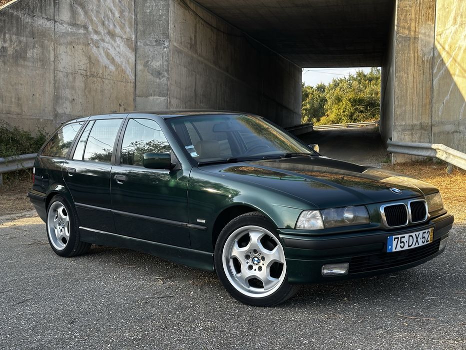 BMW E36 320i touring