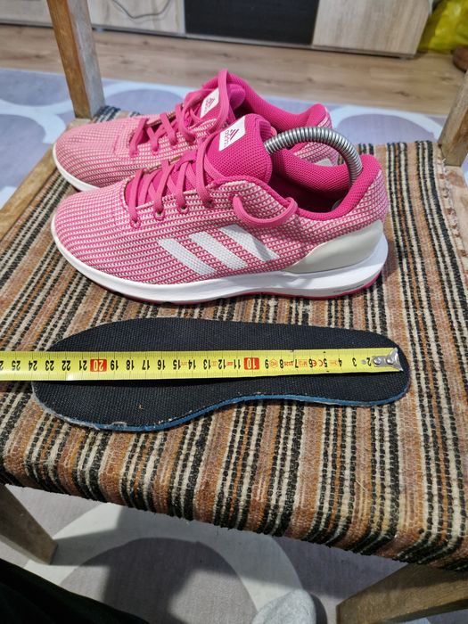 Sneakersy Adidas Cosmic r 38