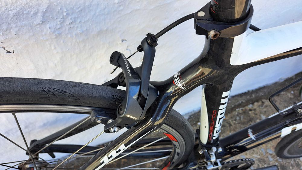 Bicicleta + rolos + rodas extra