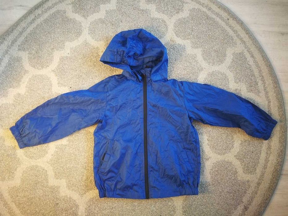 Kurtka wiatrówka H&M niebieska przeciwdeszczowa 110 / 116