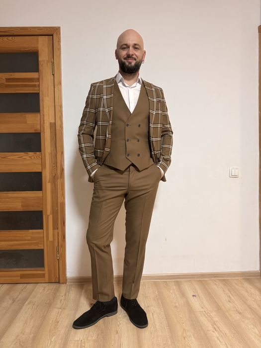 Чоловічий класичний костюм “Трійка”, новий (вдіваний 1 раз)