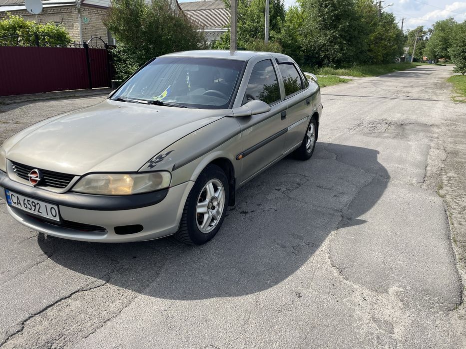 Опель вектра б 1.8газ/бенз. Vectra b