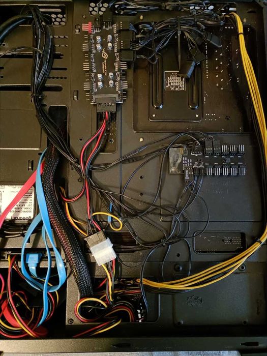 komputer AMD ryzen7 2700x/Gigabyte B450 Aorus Elite/16gb RAM