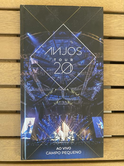 Vendo Edição 2 CDs + Livros dos Anjos (Tour 20 Anos) ao vivo