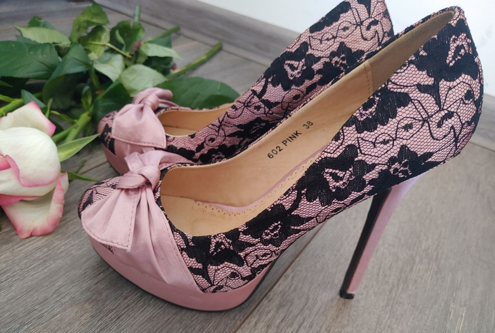 Buty na obcasie sexsowne roz. 38