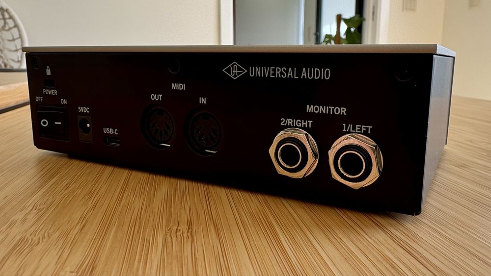 Universal Audio Volt 2 – Interface Áudio USB como nova