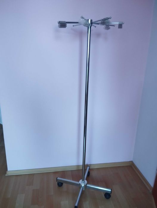 Stojak na krawaty