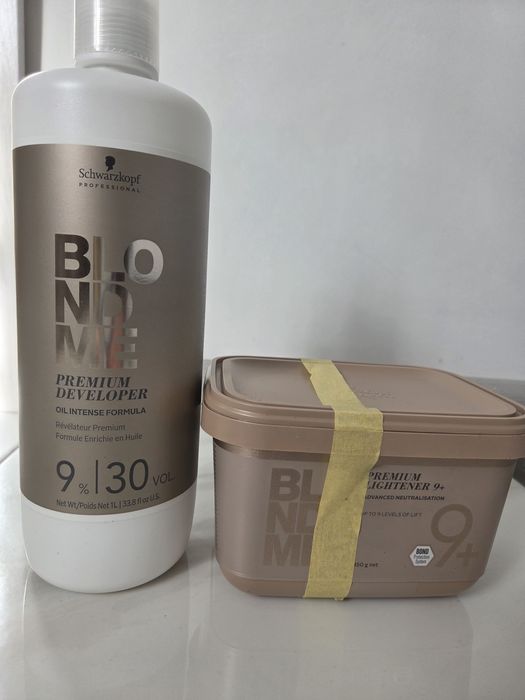 Професійний набір для освітлення Schwarzkopf Professional BLONDME