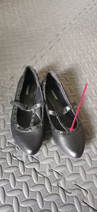 Baleriny balerinki czarne ćwieki pasek Klamerka rozmiar 37 jak nowe
