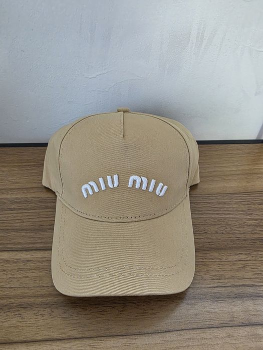 Czapka z daszkiem Miu Miu