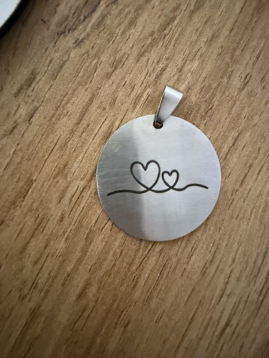 Gravação e corte a laser “personalizado”