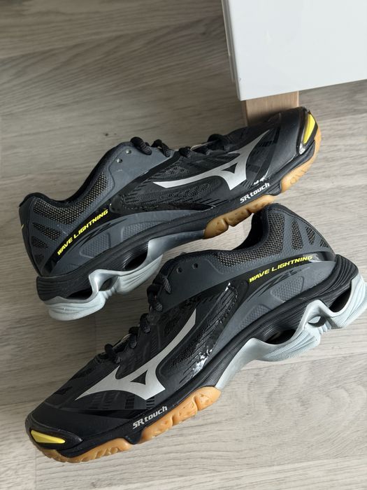 Взуття Mizuno  Exceed 2, Wave Lightning