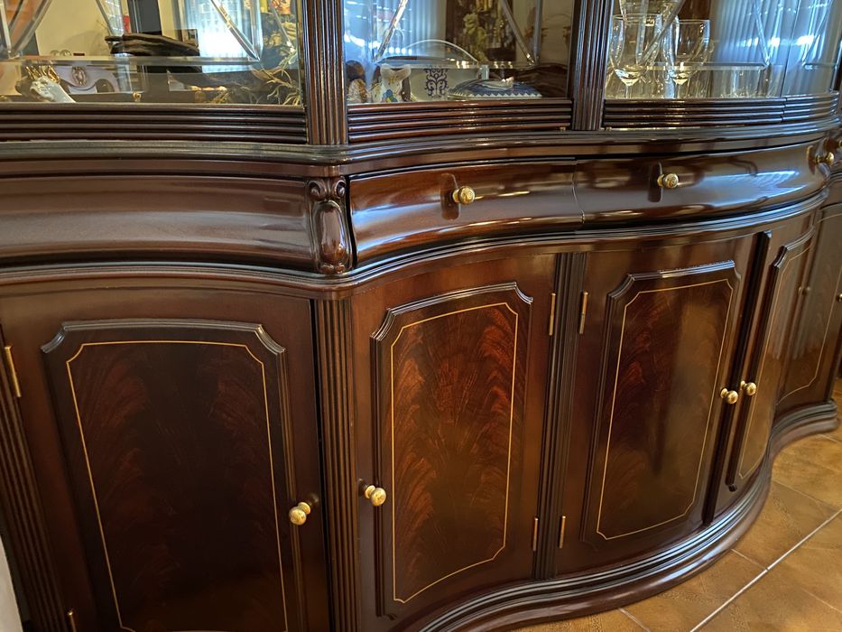 Conjunto Bar, movel e mesa com 6 cadeiras para sala