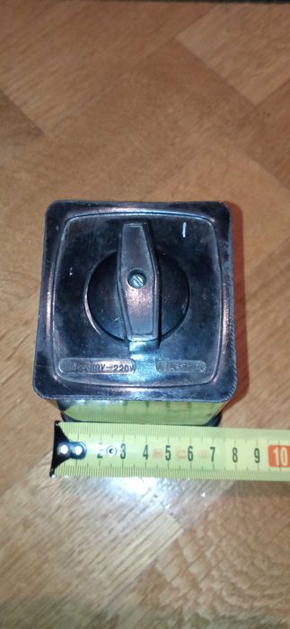 Кулачковий перемикач універсальний ПКУ3-38.