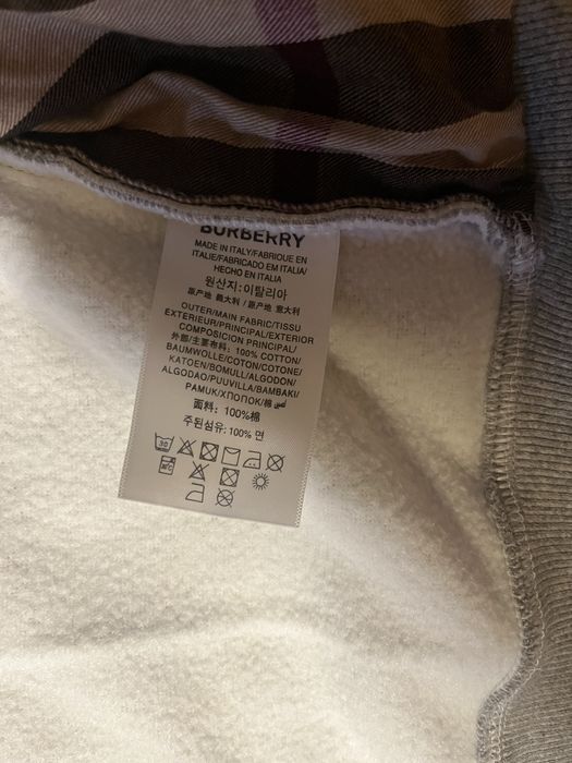 Casaco burberry.