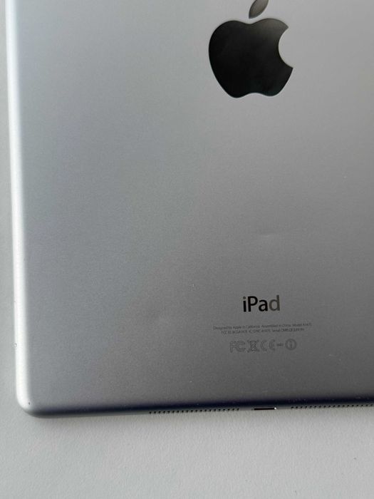 Apple iPad 3rd Generation466379701151354882