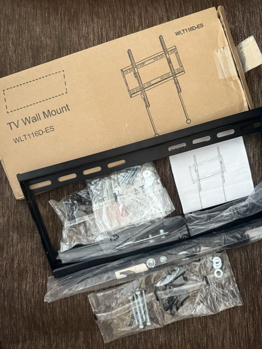 Новий настінний кронштейн для телевізора