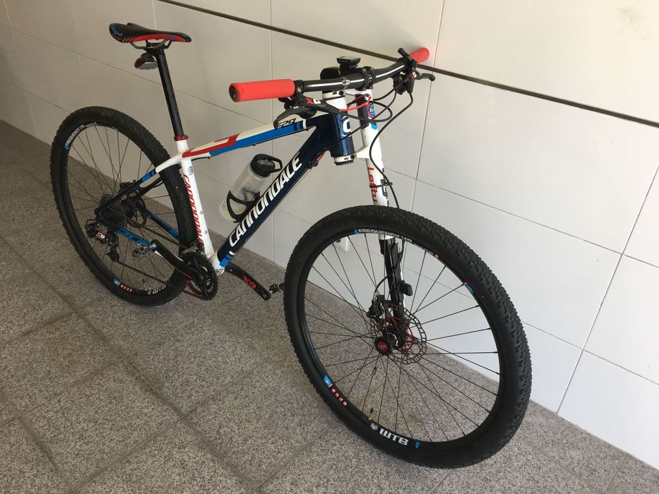 Cannondale carbono btt carbono