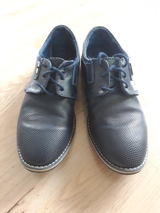 Buty eleganckie skórzane rozmiar 32, pantofle