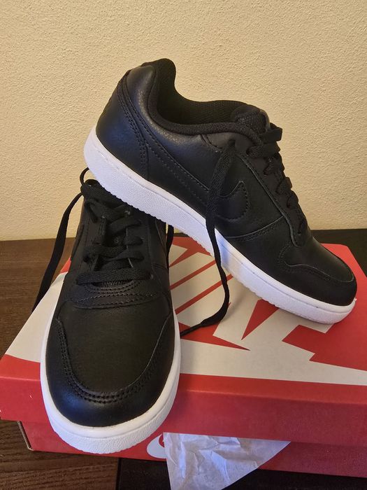 Sapatilhas nike novas