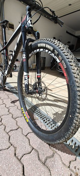 Bicicleta Scott Scale 920 T-M - muitos extras , pneus novos