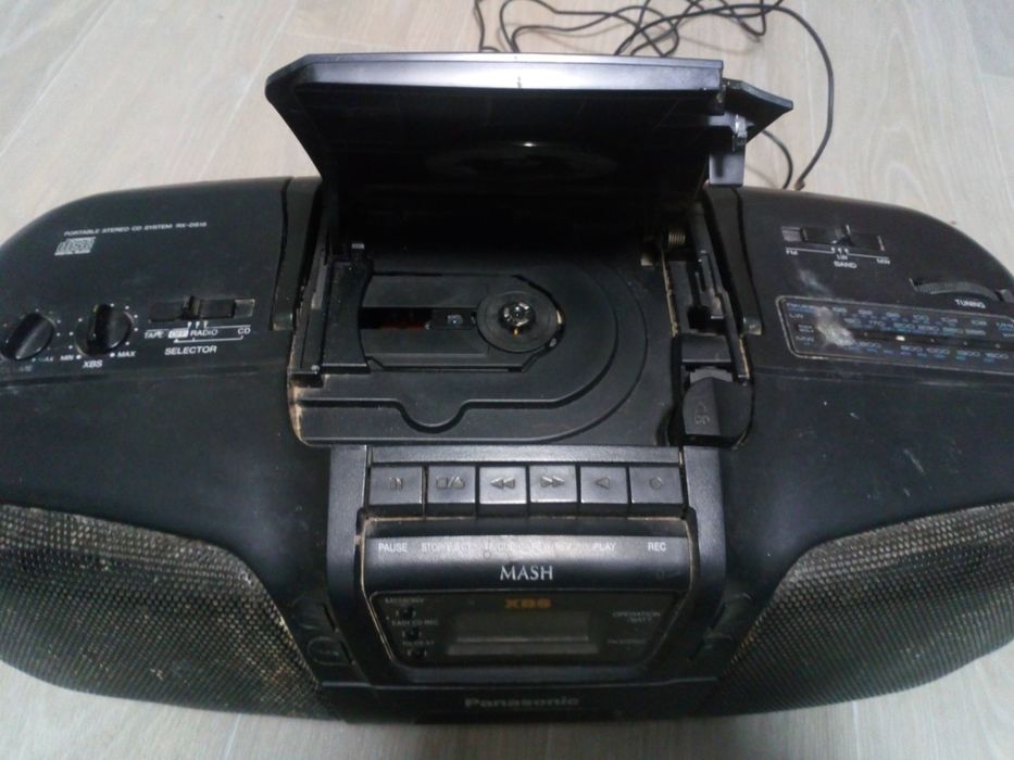 Музичний центр  хіт 2000-х