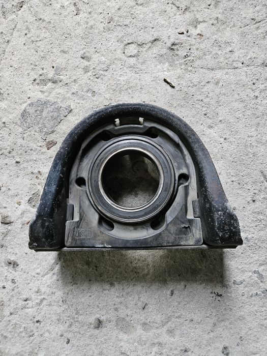 Підвісний підшипник MAN TGA