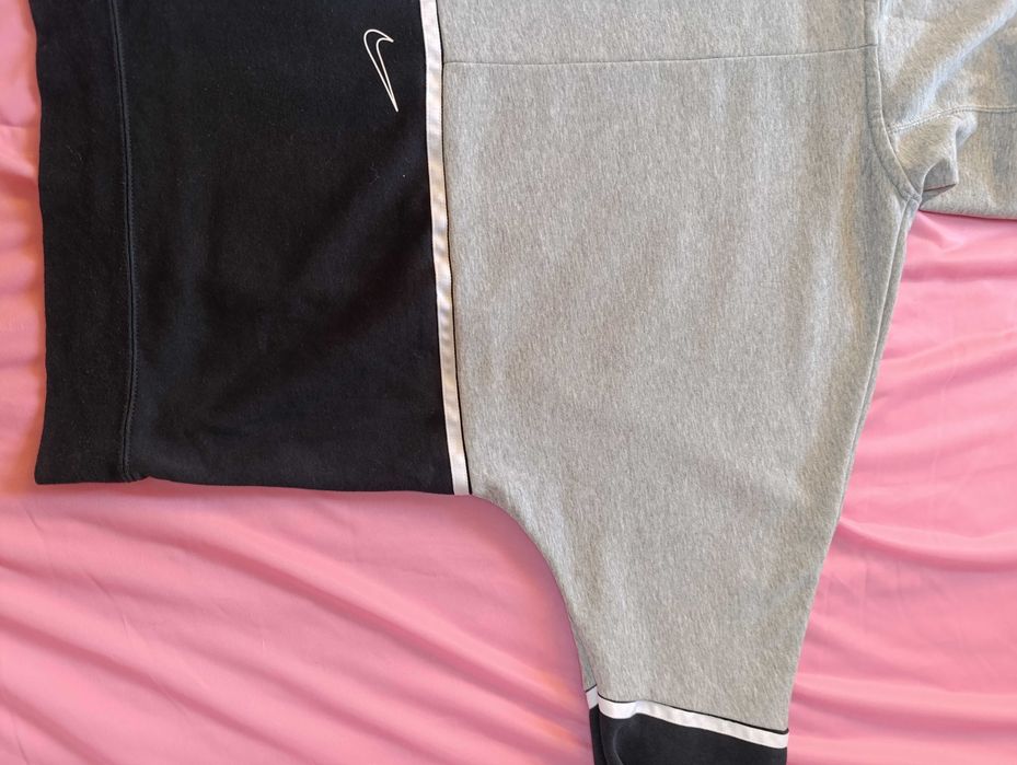 Кофта, худі спортивне жіноче Nike Sportswear