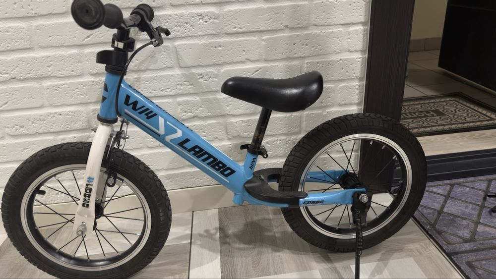 Беговел дитячий в гарному стані