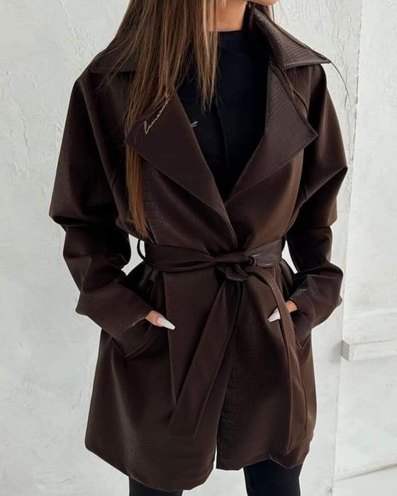 Płaszczyk damski LaManuel Lasy First Uni brązowy