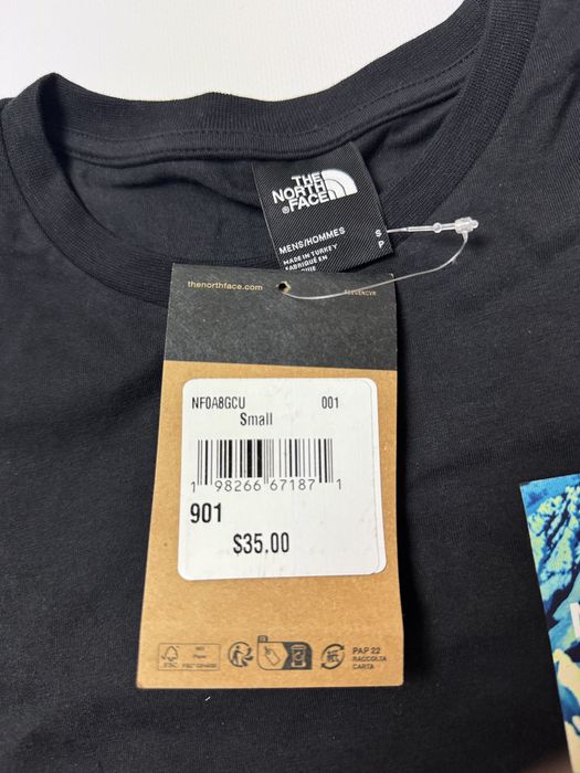 Футболка The North Face