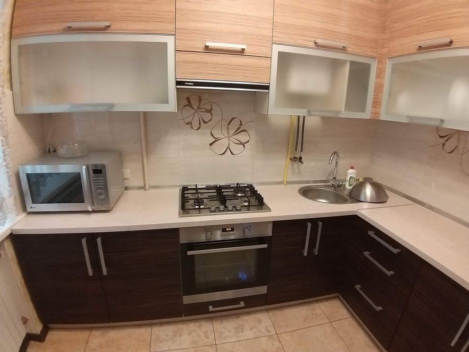 Apartment in Zaporizhzhya, Slobidka - View 3