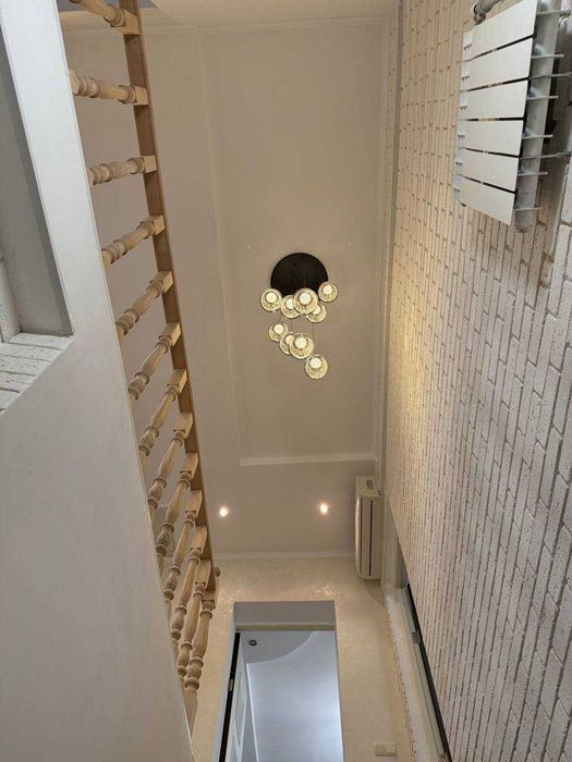 Продам квартиру 80 м2 з євроремонтом в центрі Бородянки