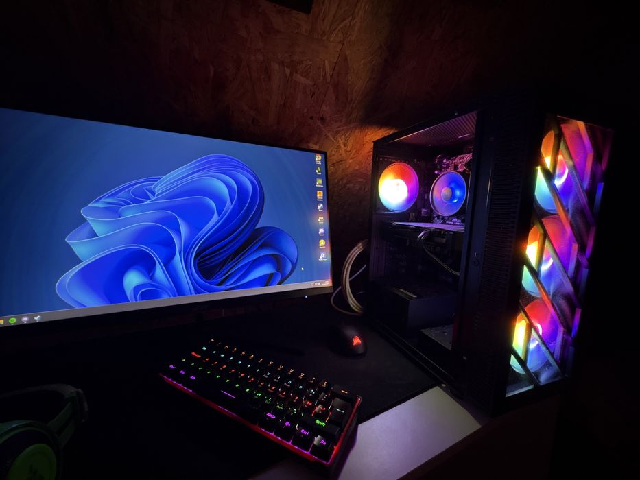 PC Gaming RTX 4060 + Ryzen 5 5500 + 16GB RAM + Monitor 180Hz