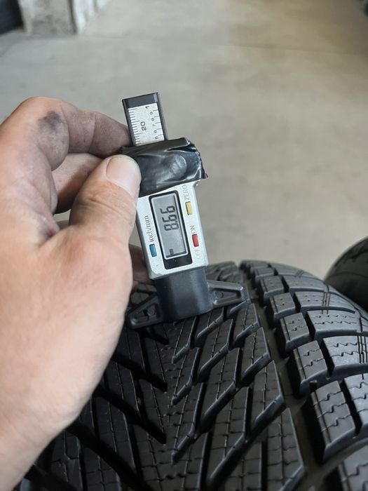 225/55/17 R17 Goodyear Ultra Grip Perfomance 3 4шт зима