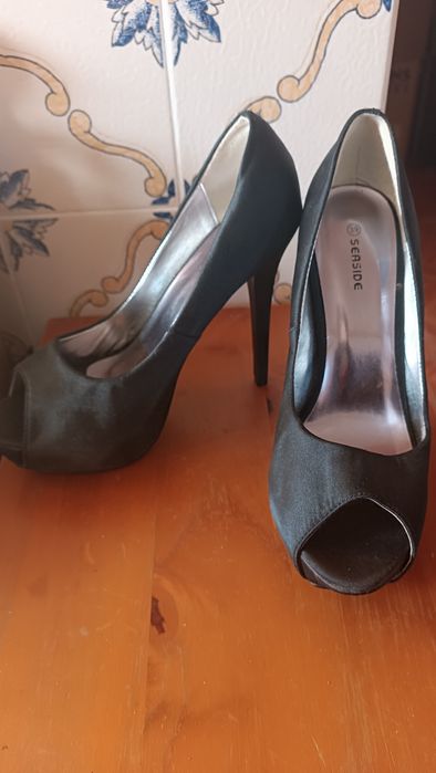 Sapato preto  e Azul