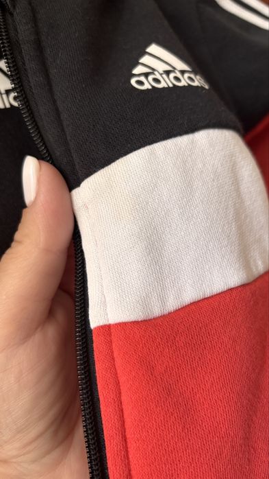 Продам флісовий костюм на блискавці adidas