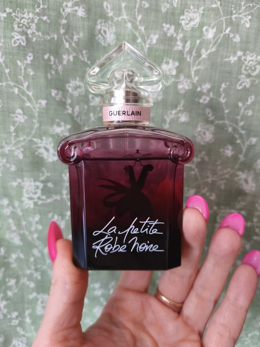 Woda perfumowana La Petite Robe Noire Absolue Guerlain