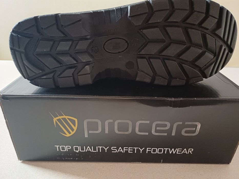 Pracownicy buty męskiej