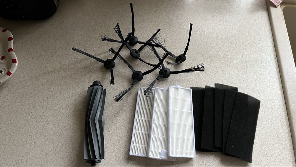 iLife A4 A6 A8 Zestaw akcesoriow szczotka zgarniacz filtr