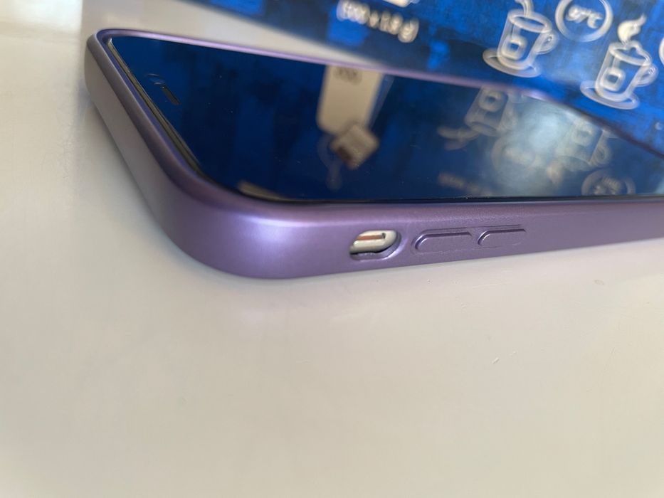 Etui / case iPhone 11/ nowy / fioletowe